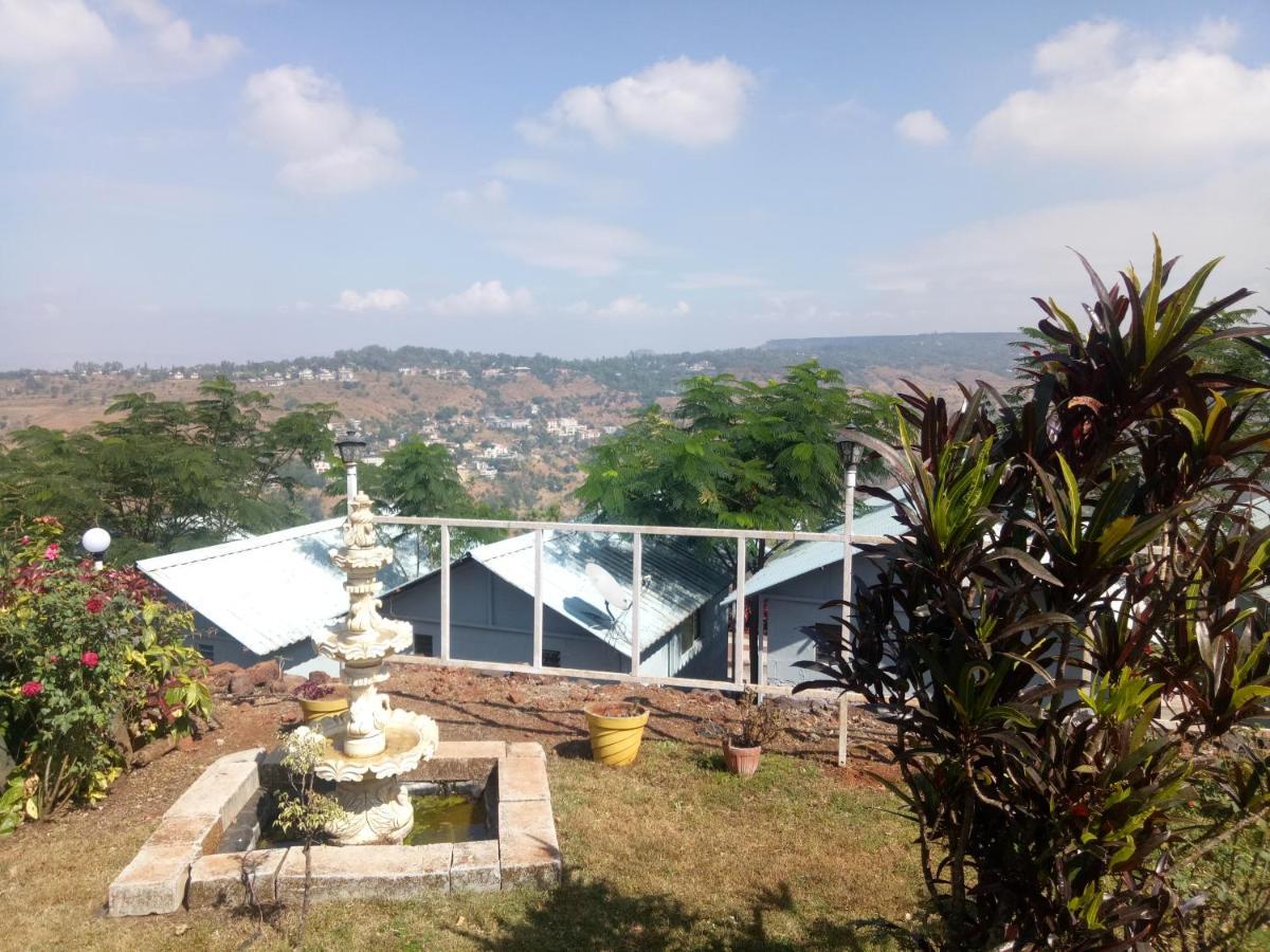 Hôtel Exotic Valley à Mahābaleshwar Extérieur photo